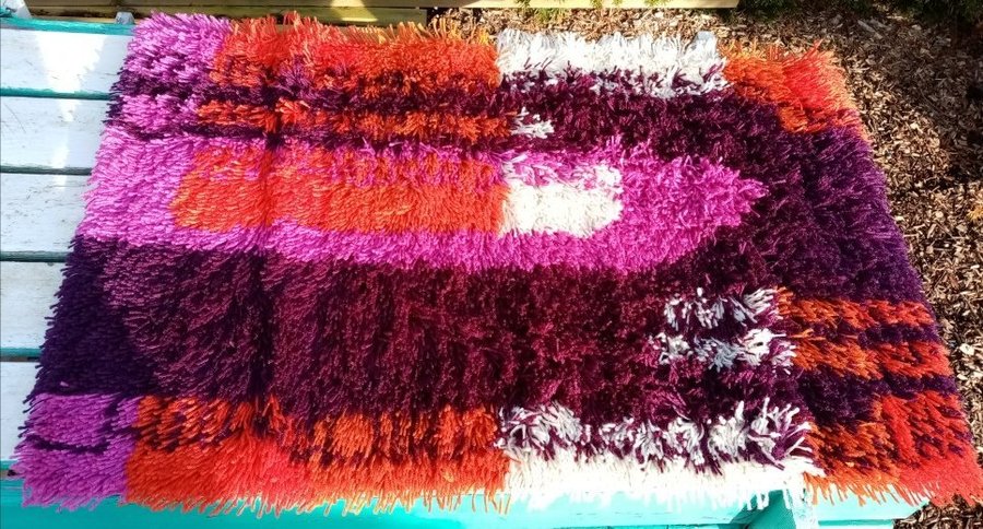 Vintage Rug Deep Purple A fire in the Sky