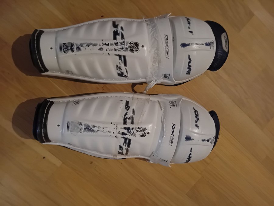 Reebok NHL Junior Knäskydd Storlek 33 cm