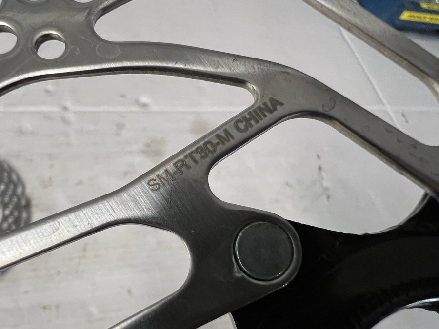 Shimano bromsskivor 180mm centerlock