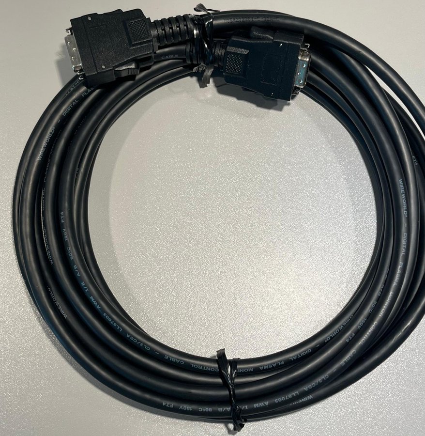 WireWorld - Plasma and LCD 20 Pin Control Cable - P20C60M - 5 metres long