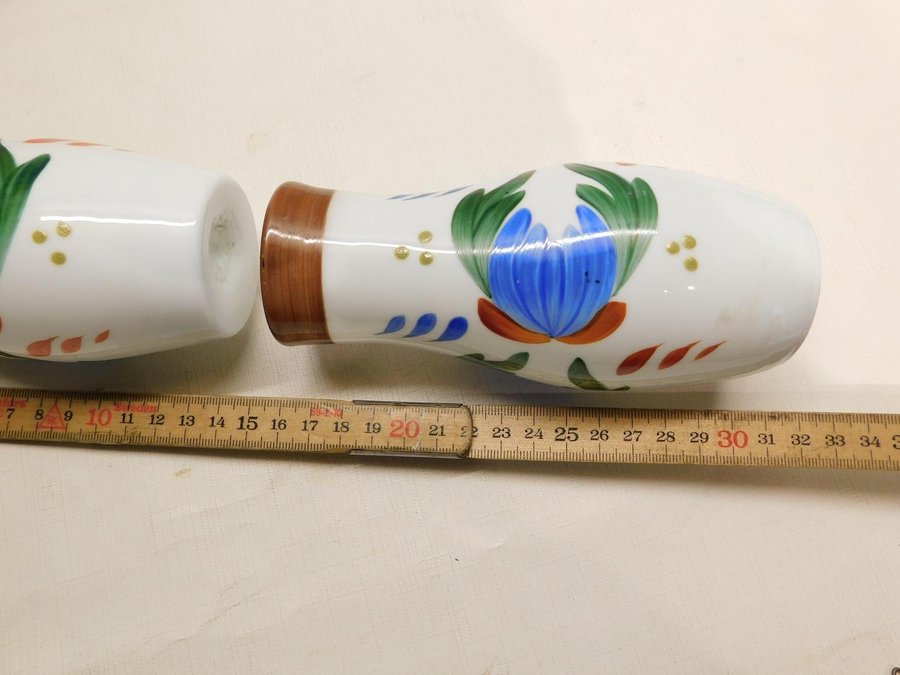 1 Par Antika Handmålade Flussglas Vaser Tidigt 1900 tal