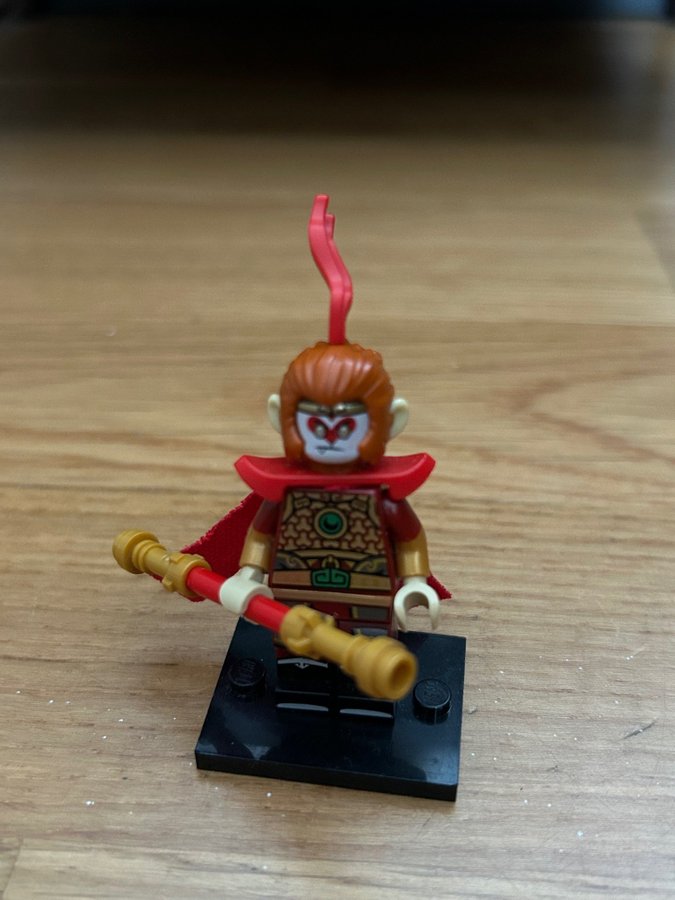 LEGO Collectible Minifigures: Series 19 - Monkey King