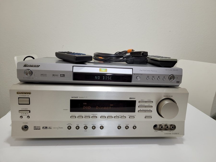 Pioneer DVD-spelare och Onkyo förstärkare