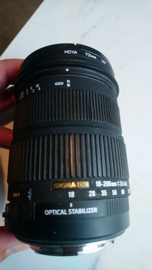 Sigma 18-200mm f/35-63 DC OS HSM Objektiv