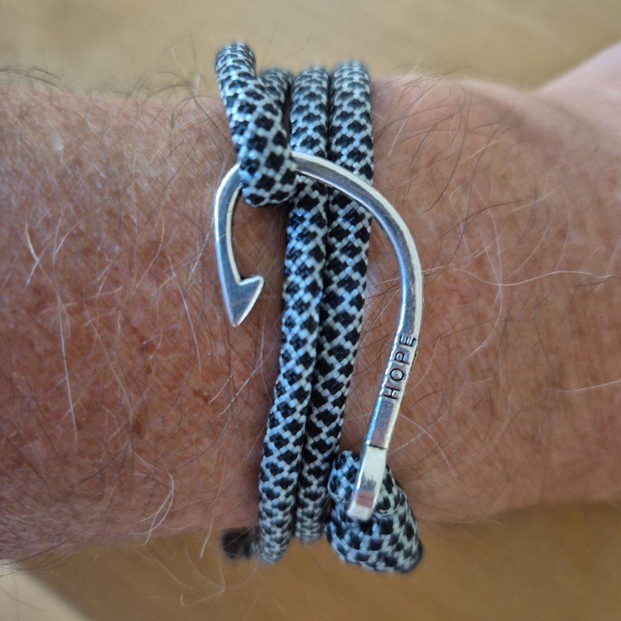 Armband med fiskekrok HOPE