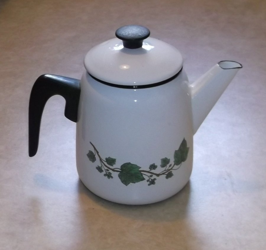 Kaffekanna emalj vit med lövranka 1960-tal 15 L Vintage Retro Löv