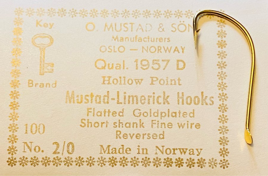 OBS Mustad special guldplaterade (äkta ) krokar 100st . Nr 2/0 Qual 1957 D .