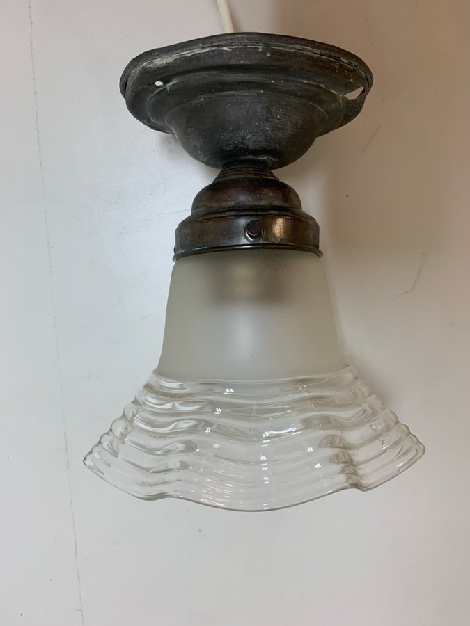 Vintage taklampa med vågigt glas