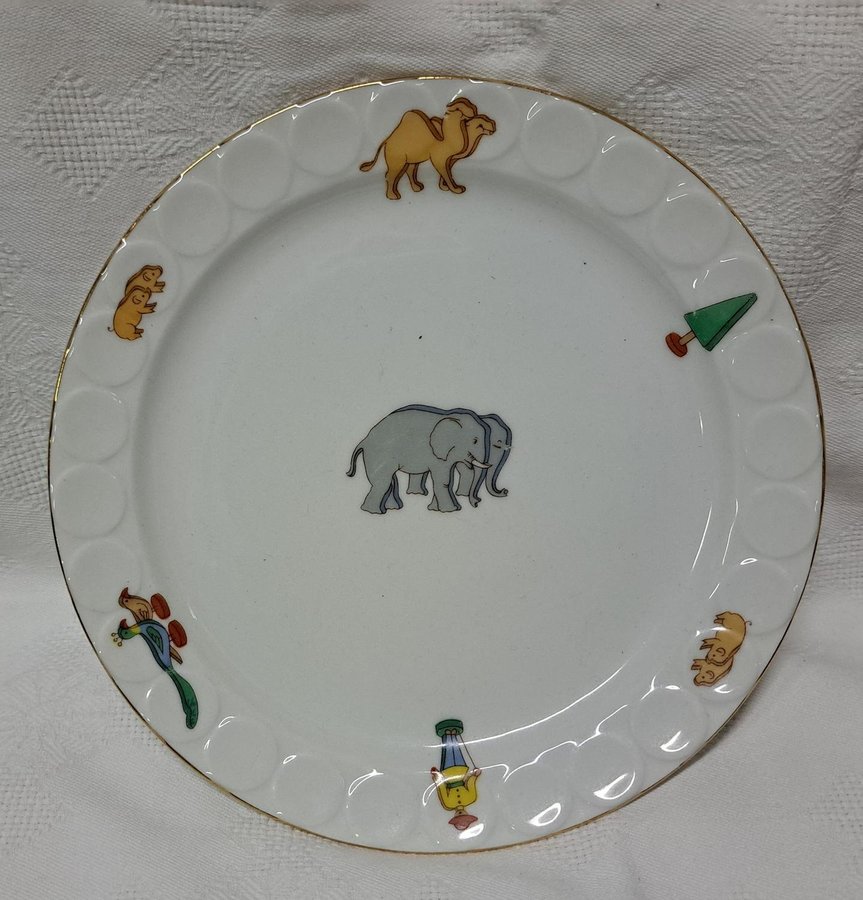 Vintage porslinstallrik porcelain plate for children with animals Portugal