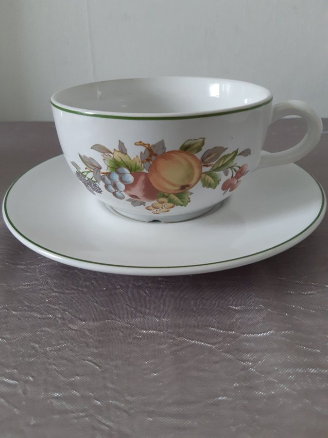 RETRO MARIEHULT SWEDEN 8 STKAFFEKOPPAR FAT PORSLIN SAMLAROBJE SOMMAR MIDSOMMAR