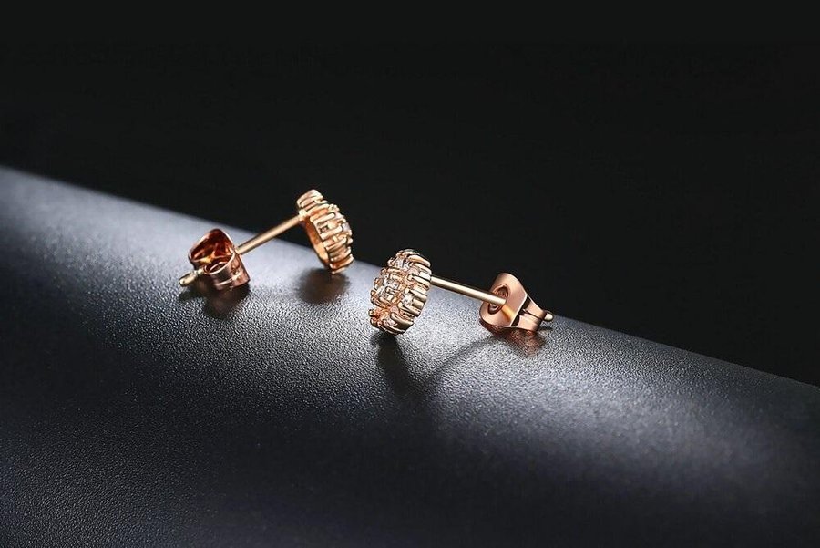 14K ROSÉGULD pläterade örhängen cubic zirconia CZ röd guld stiftörhängen blomma