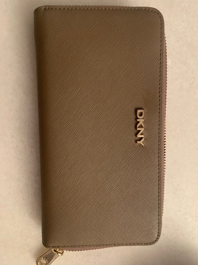 DKNY Plånbok Nyskick beige