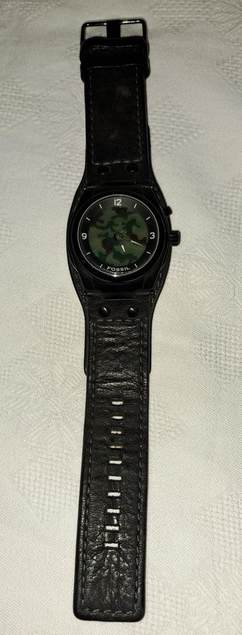 FOSSIL BG2144 Men Round Steel Watch BLACK LEATHER CUFF Strap CAMOUFLAGE Dial