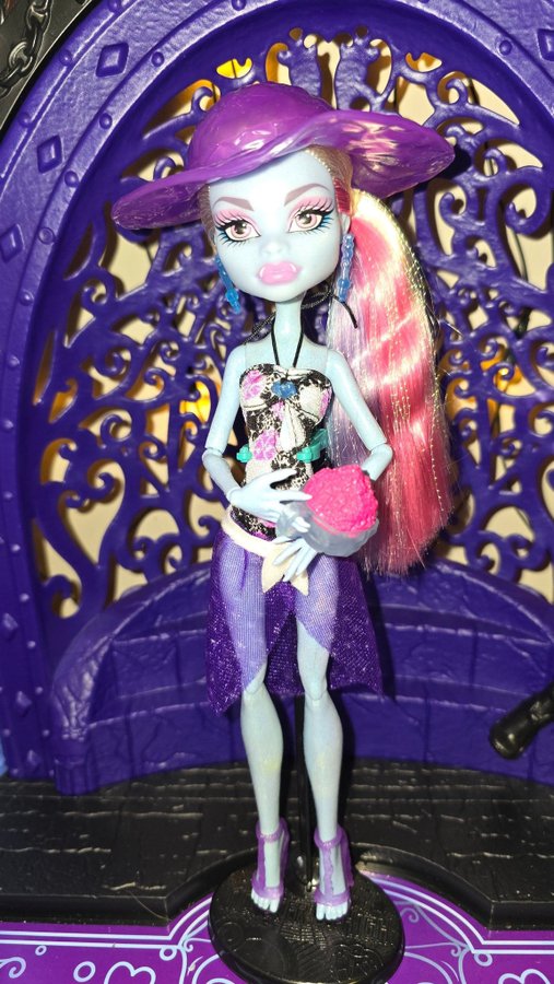 Monster High - Abbey - Skull shores