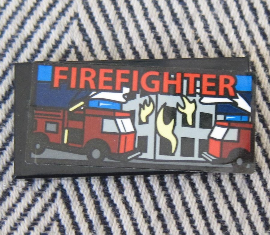 1 st LEGO Tile Platta 2 x 4 Svart Firefighter brandkår Fire