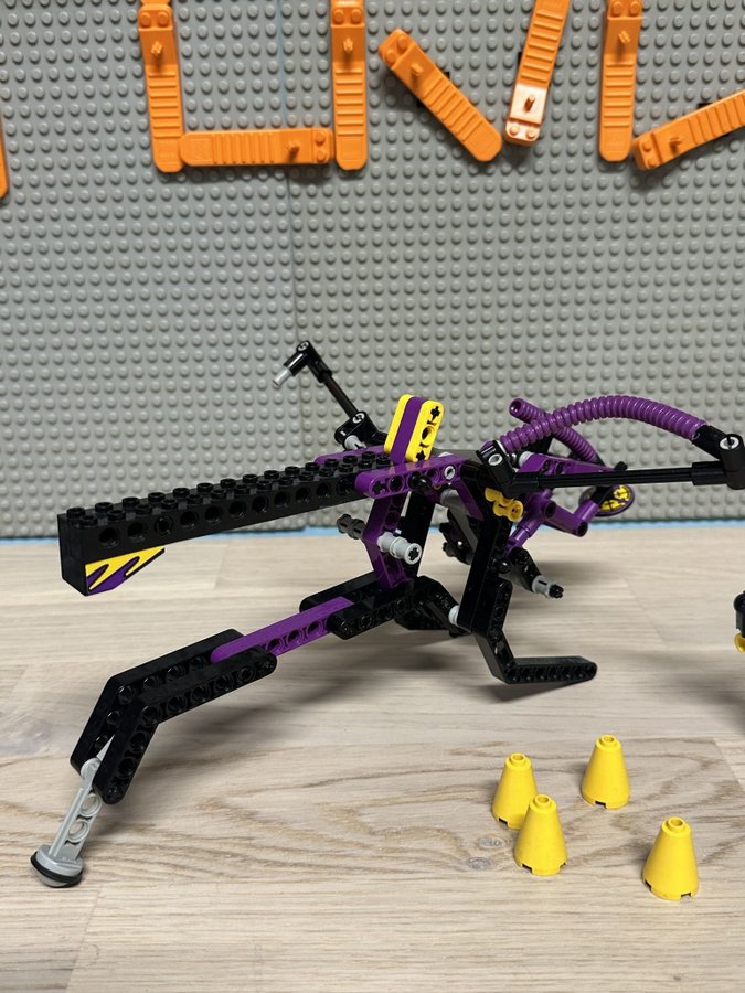 Cyber Stinger - 8269 - Lego