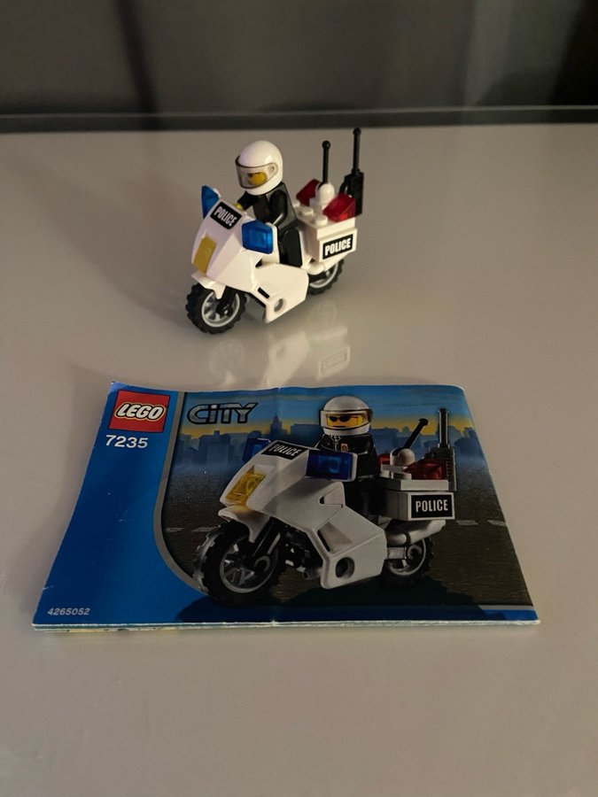 Lego City Polis Motorcykel 7235