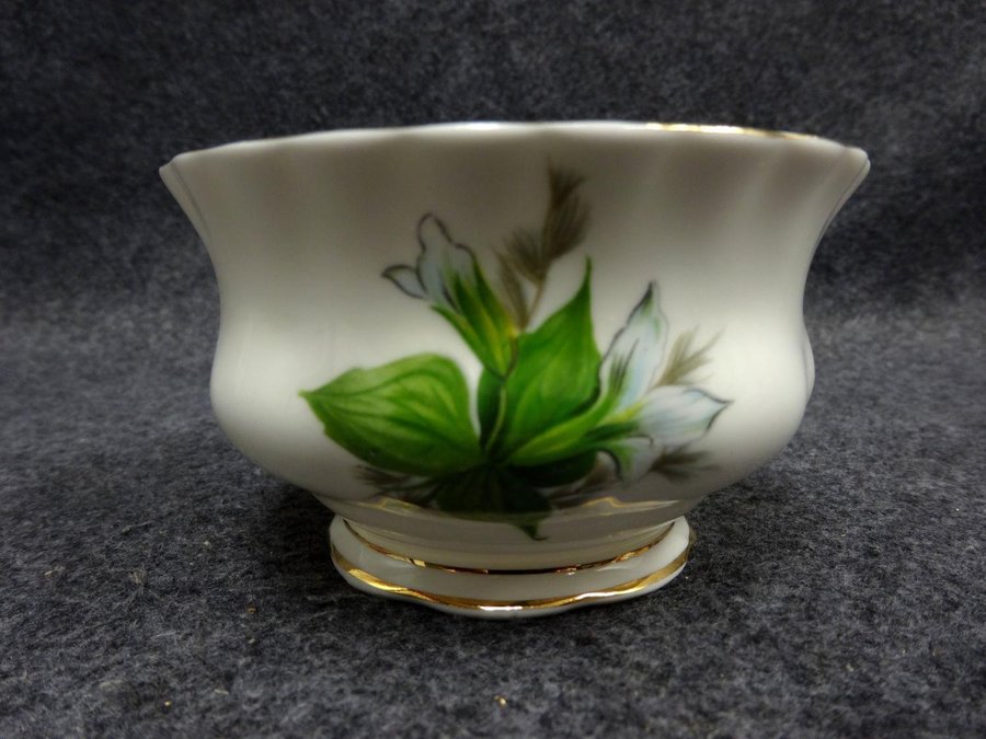 Trillium Sockerskål Royal Albert Bone China England