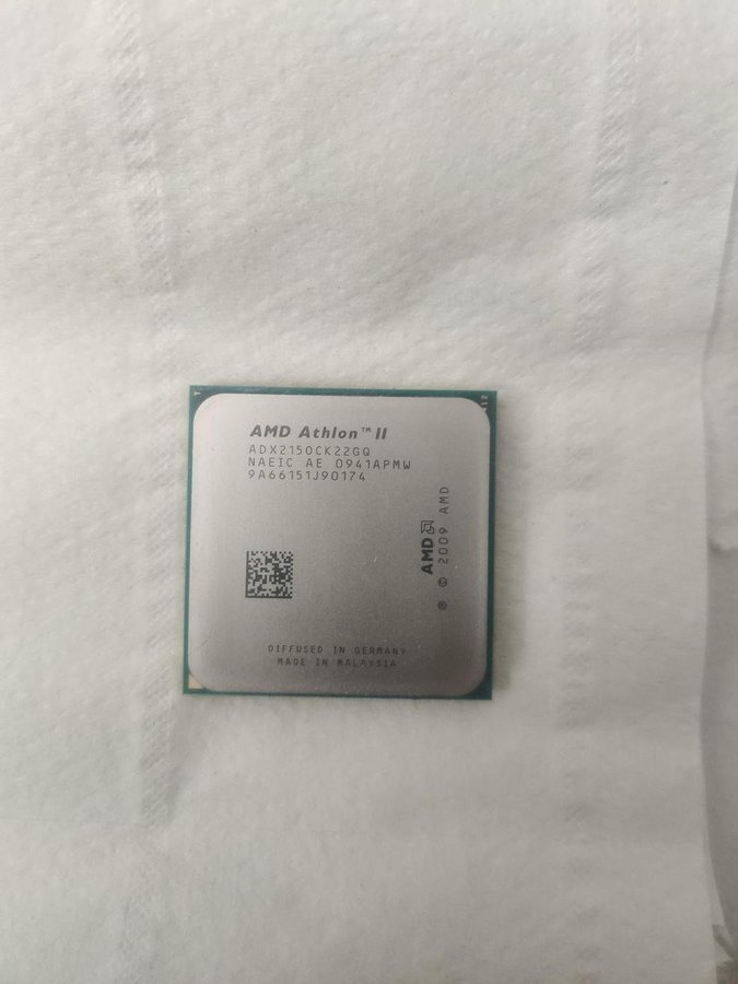 AMD Athlon II X2 215 - ADX215OCK22GQ