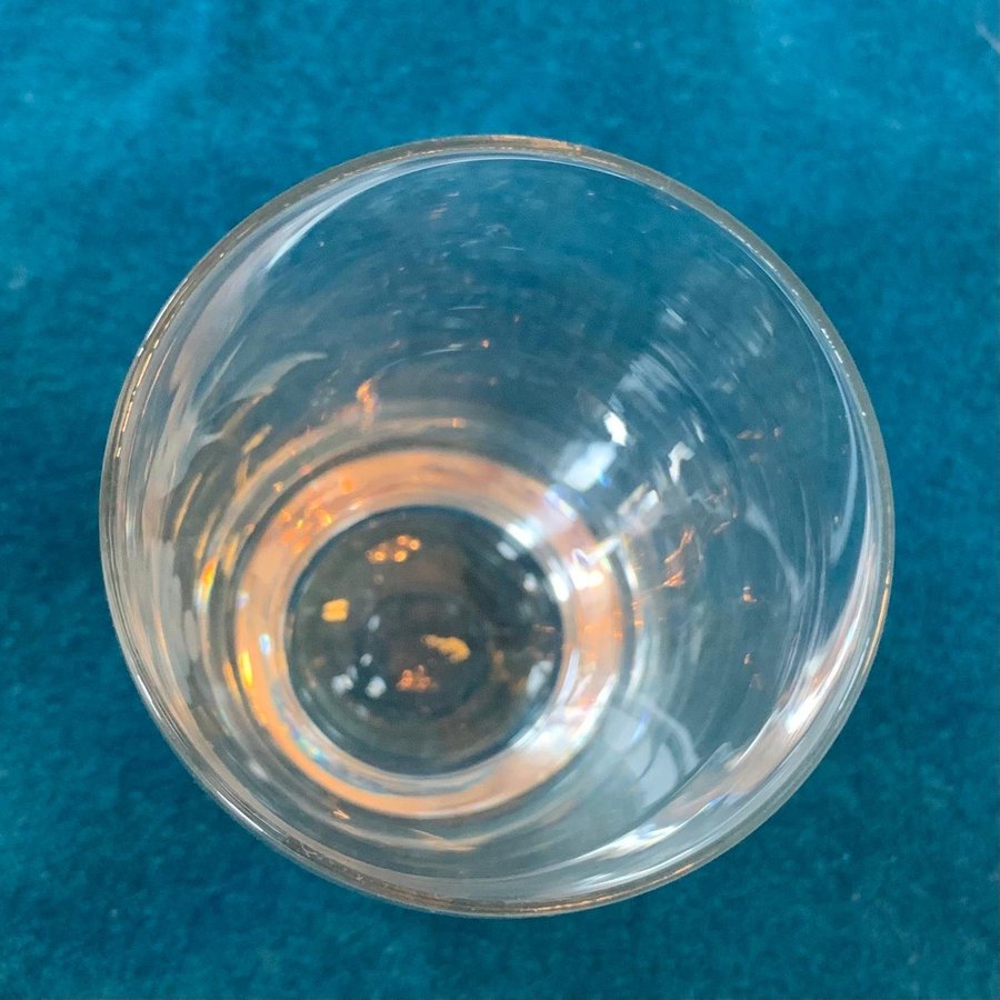 Vintage Glas med etsat motiv rymmer: ca 15 dl