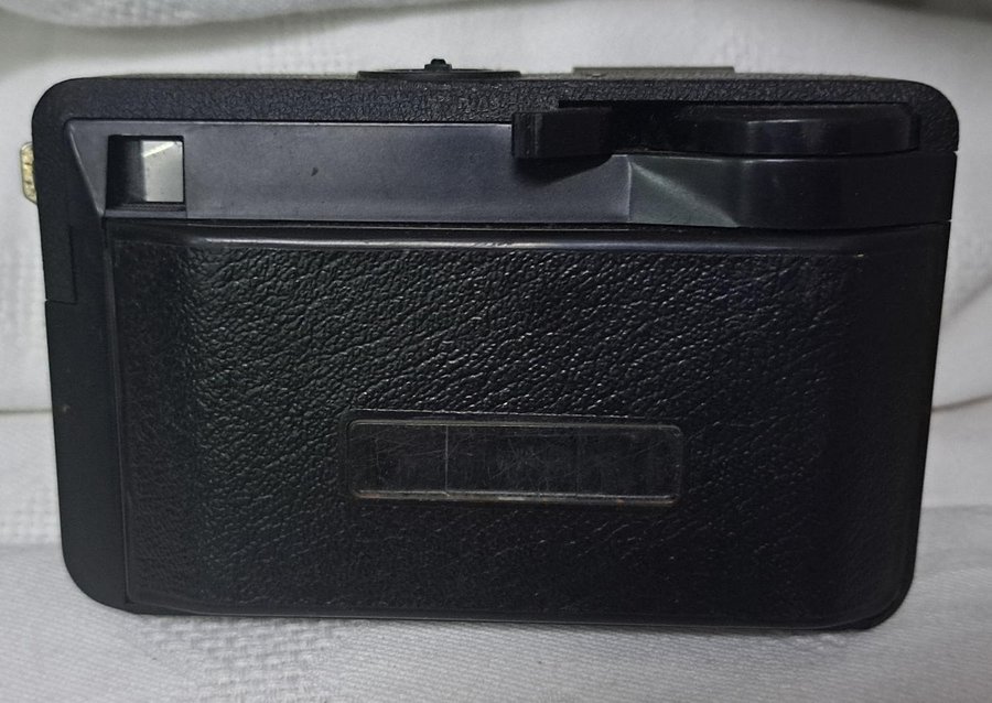 Vintage 1970`s KODAK INSTAMATIC CAMERA 76X