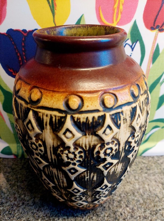 Stor härlig Vas från Jasba klassisk skönhet med rustik charm Vintage Ny