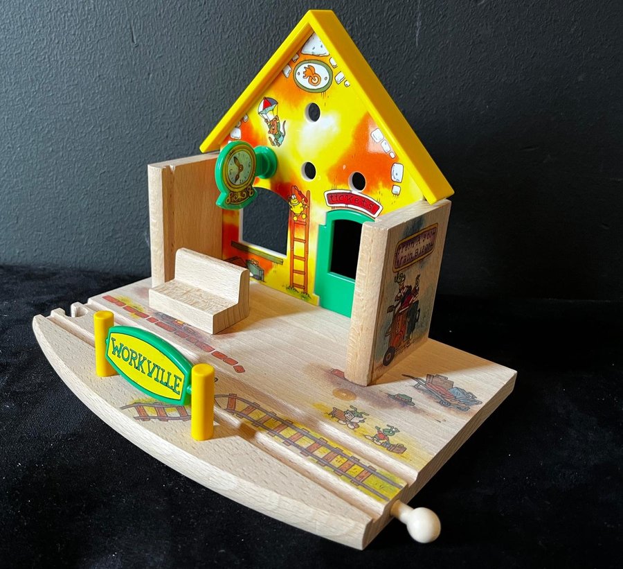 Brio bandelar - Brio Tågstation - Train Station 32531