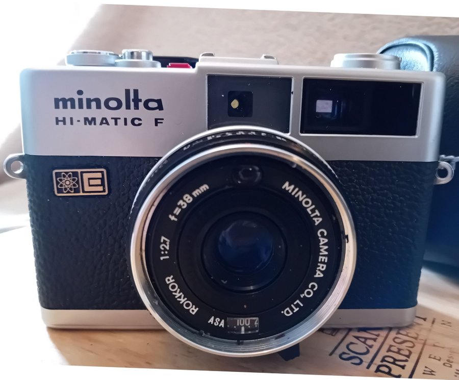 Minolta Hi-Matic F med orgenal fodral