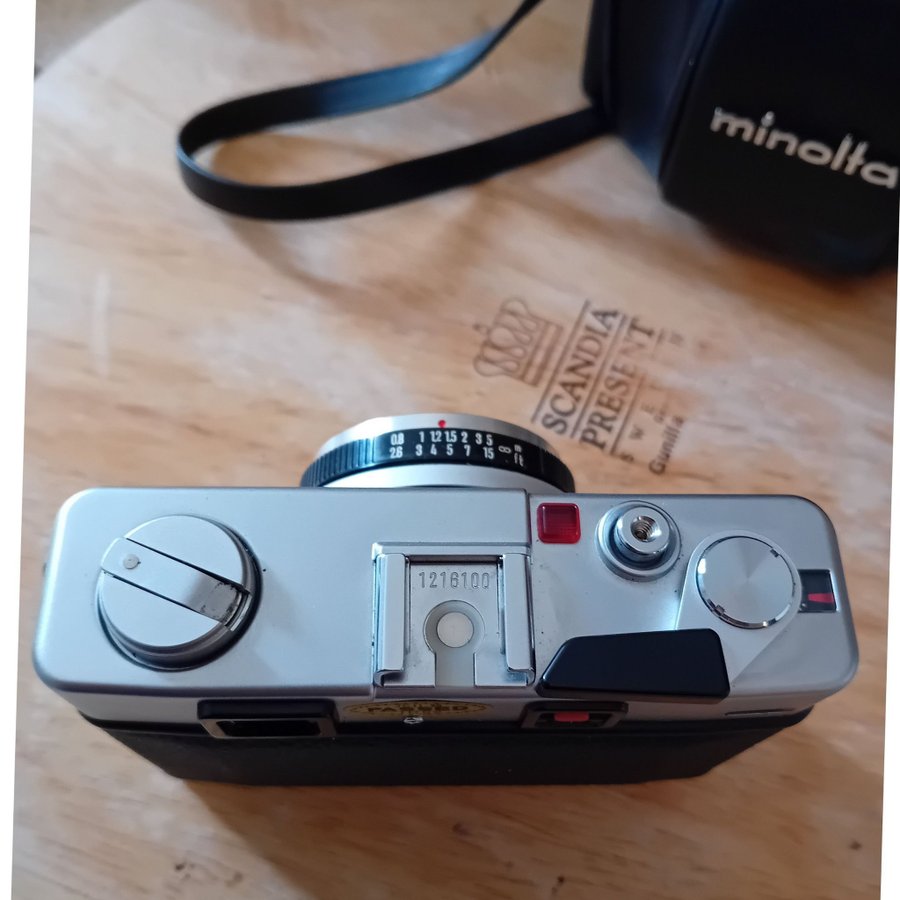 Minolta Hi-Matic F med orgenal fodral