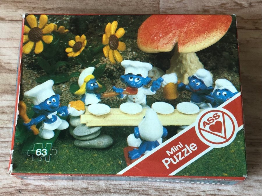 Smurfarna mini pussel med ask från ASS (Peyo, smurf, smurfan)