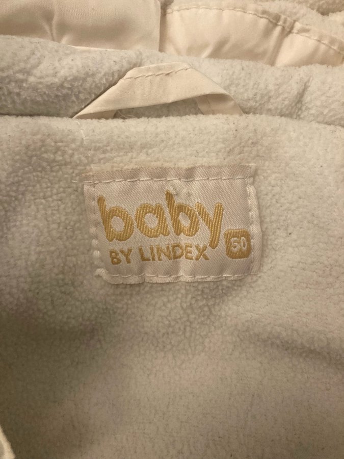 Åkpåse Baby by Lindex vit, mössa Elodie