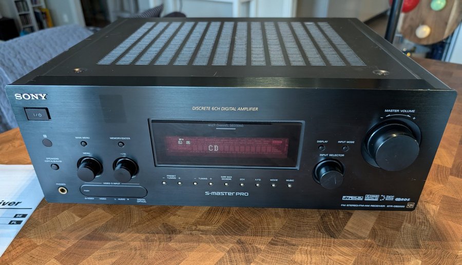 Sony STR-DB2000 med DAC och S-Master Pro kraftfull digital förstärkare