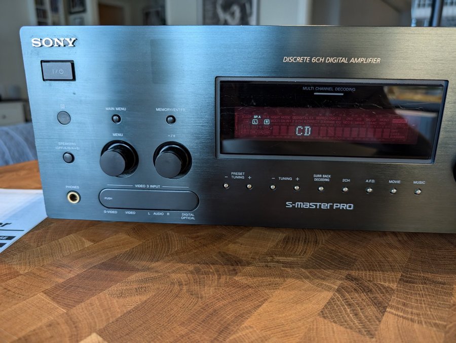 Sony STR-DB2000 med DAC och S-Master Pro kraftfull digital förstärkare