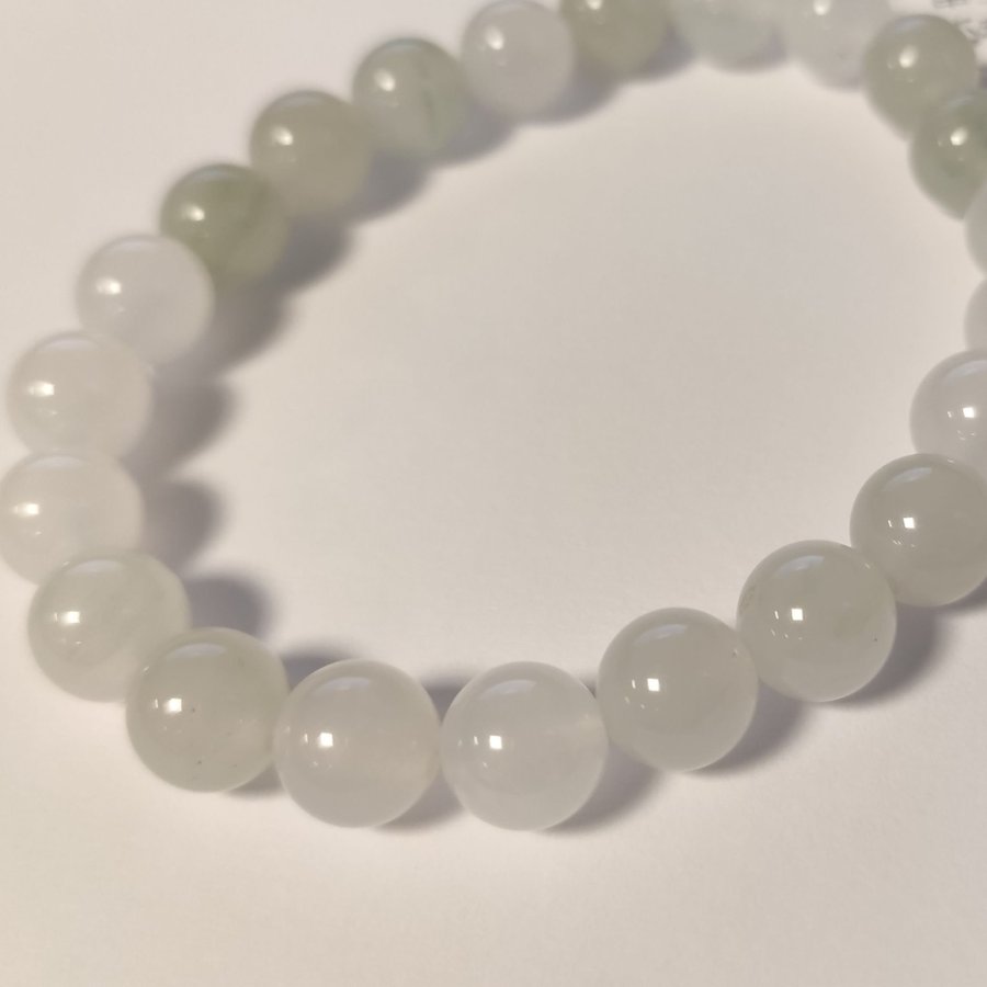 White/light green quartzite jade bracelet ca 8mm