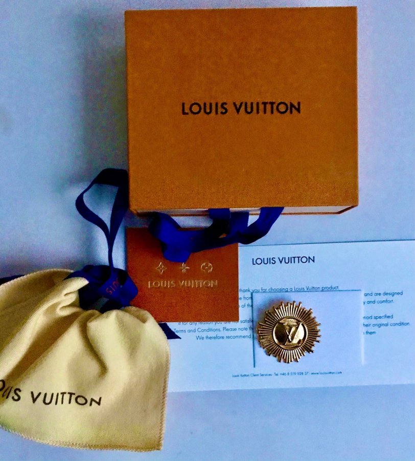 LOUIS VUITTON, brooch "Broche place Vendome collection"