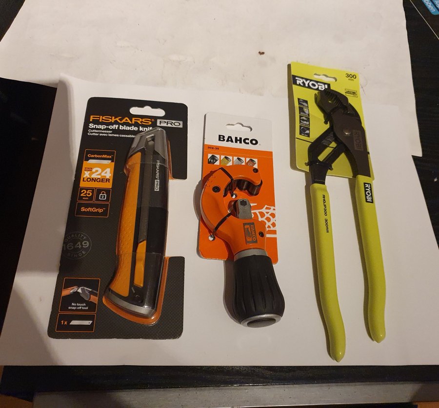 Fiskars Pro Snap-off Kniv Bahco Rörfräs 302-35  Ryobi Rörfräs 300mm