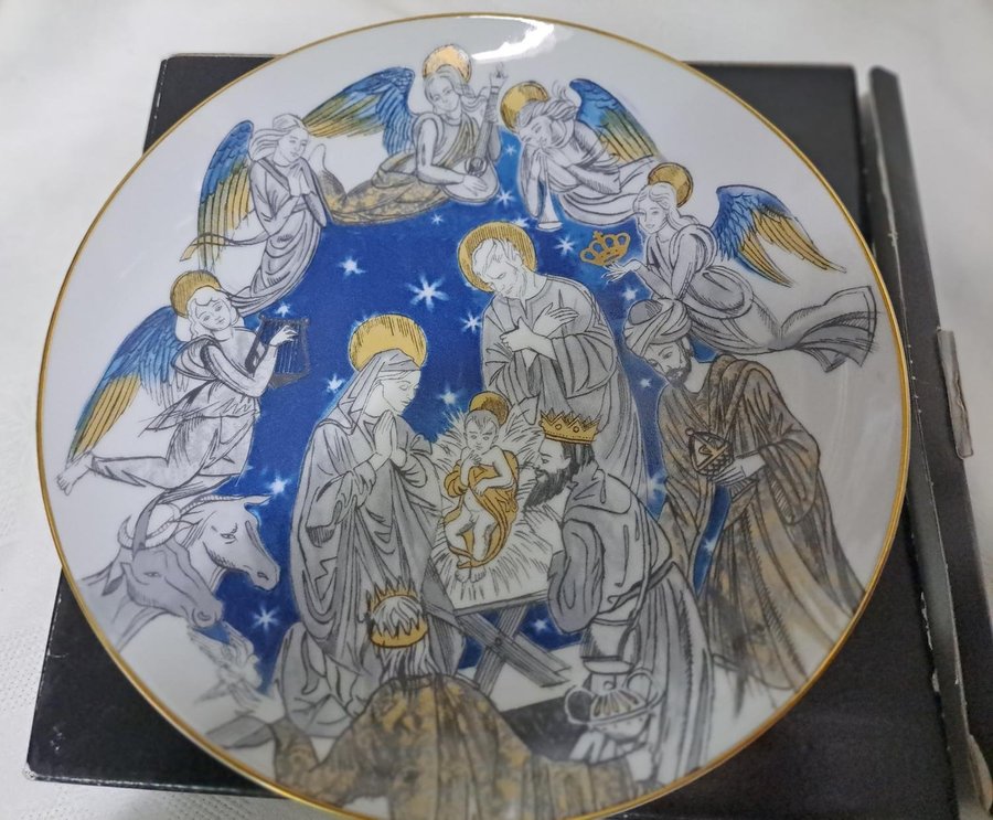 Porslinstallrik Porcelain plate Vista Alegre 1824 - Portugal Christmas Jul 2017