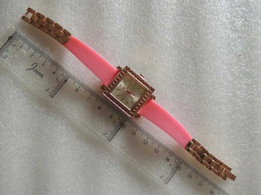 Rosa quarts armbandsur Philip Parker NOS