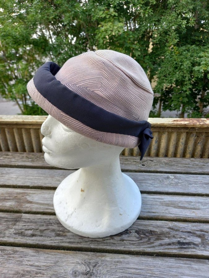 Vintage rosa beige randig hatt