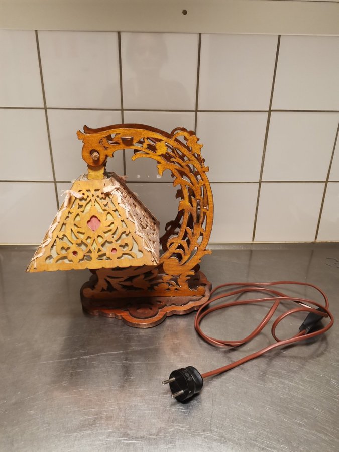 Antik bords lampa jätte fina teak/trä