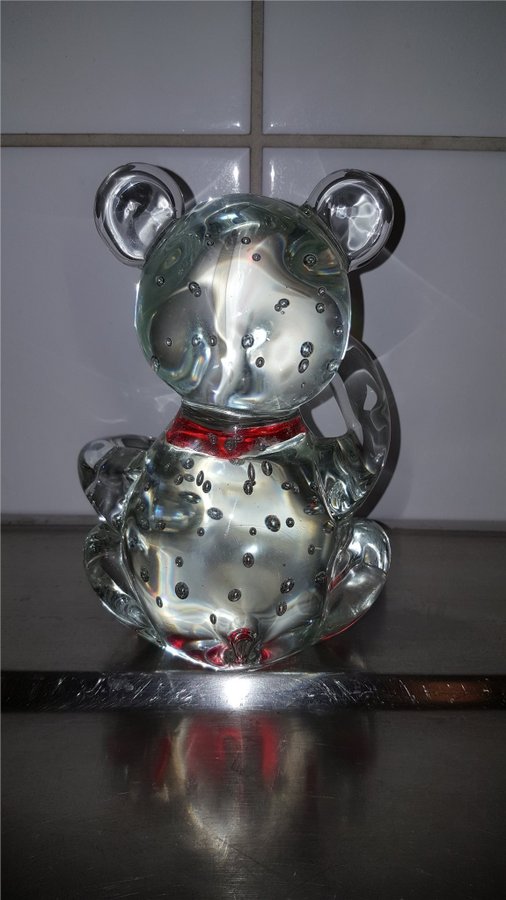 figurin glas nalle av "RBA" HÖJD 15CM::DIAMETER 11CM