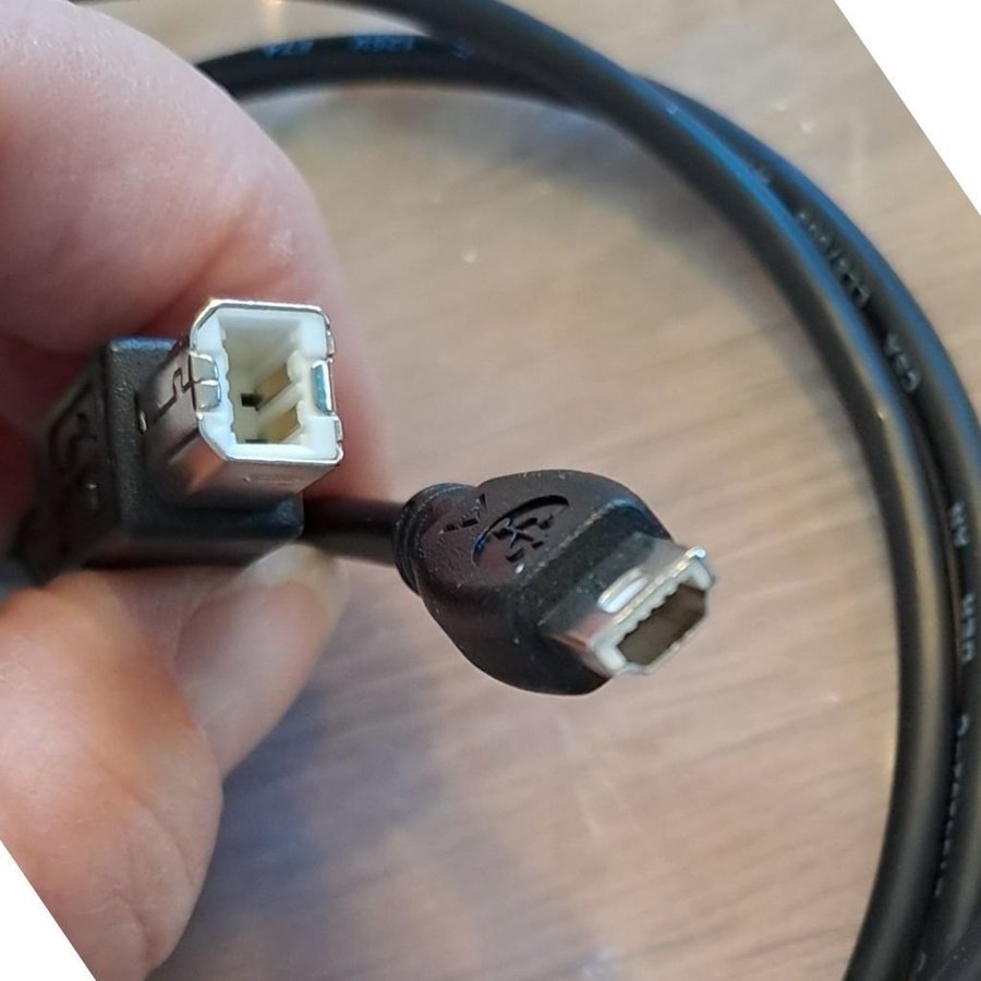 16 olika kablar sladdar Scart DVI USB nätverk