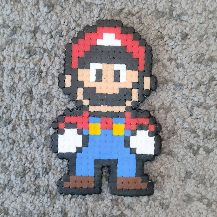 Super Mario magneter av pärlplatta