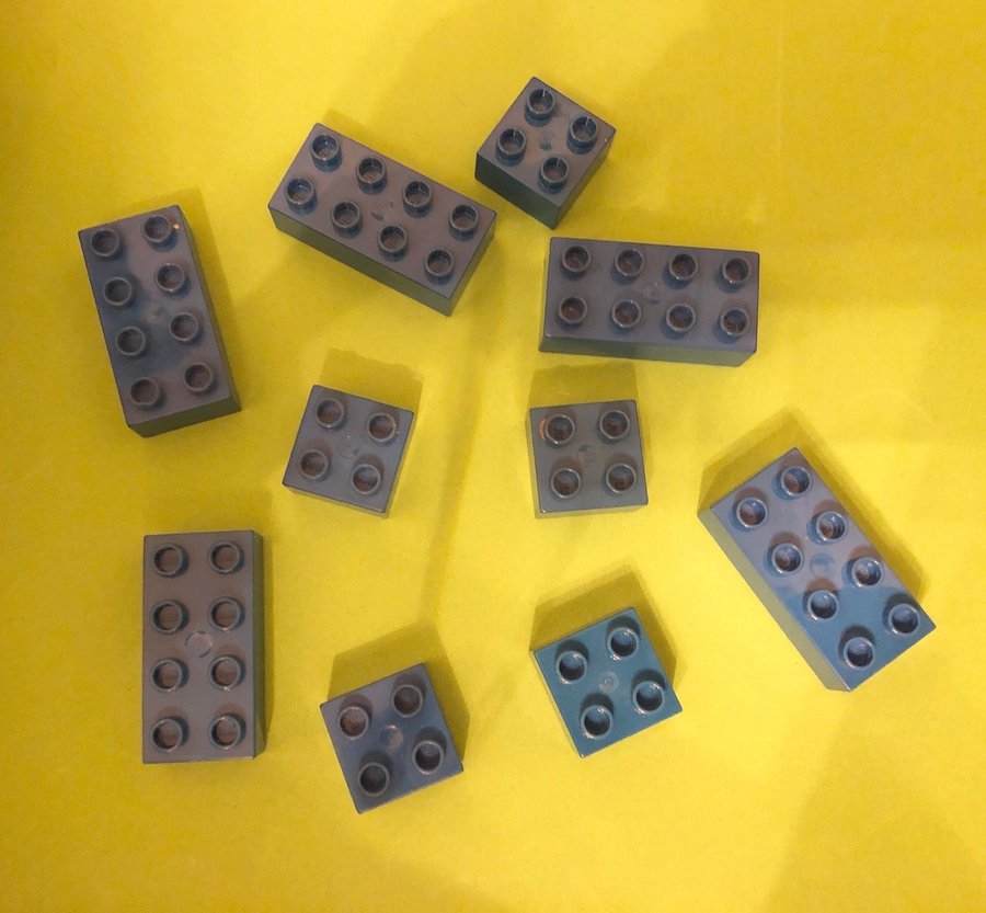 Lego DUPLO 5 st 2 x 2 Mörkblå Bitar och 5 st 2 x 4 Mörkblå Bitar