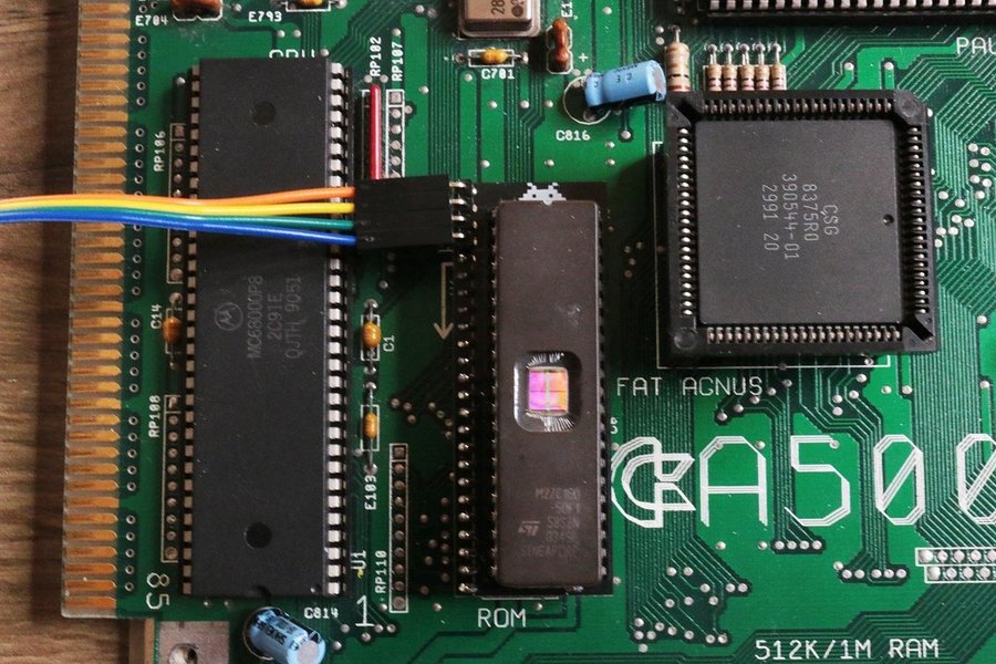 Quad Kickstart Switcher inkl EEPROM för Amiga | 27C160 switch rom EPROM