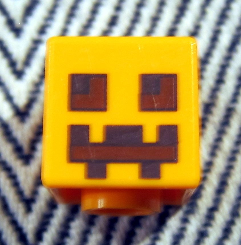 LEGO Minecraft Minifigure Head Modified Cube 19729pb001 Orange