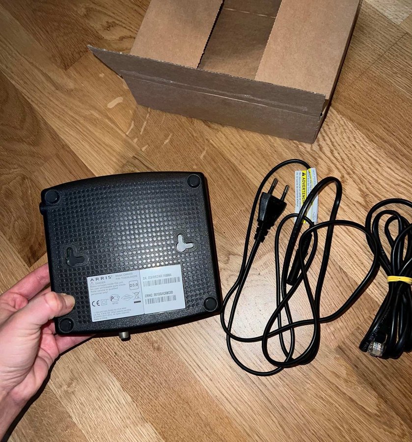 Oanvänd router / wifi TILGIN home gateway med bruksanvisning