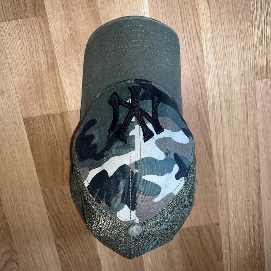 New Era keps o militär