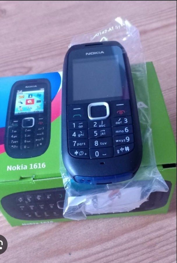 NOKIA 1616 + ORIGINAL TILLBEHÖR KOMPLETT