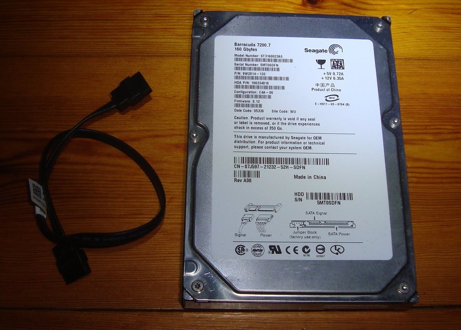 Seagate Barracuda 35" 160 GB 7200 varv SATA + SATA kabel